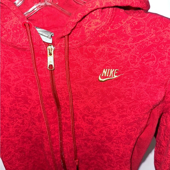 Ladies Nike hoodie - Picture 2 of 3